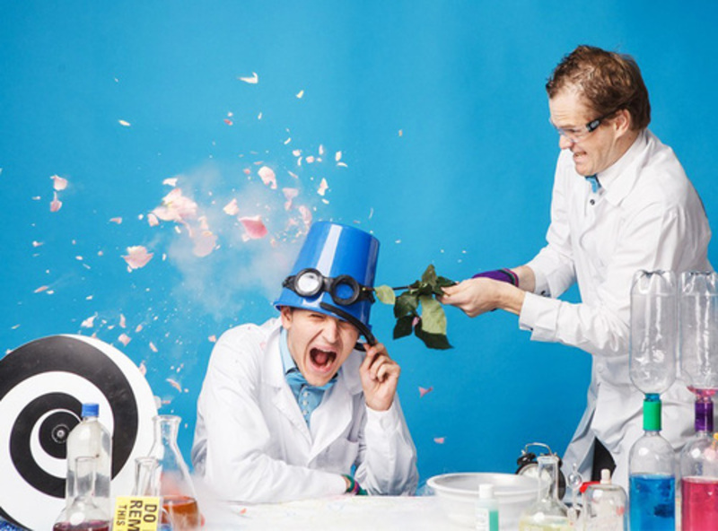 Шоу с сухим льдом